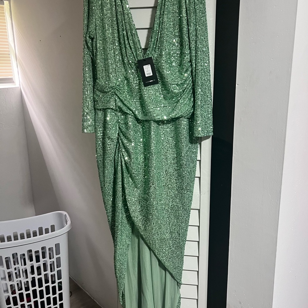 Glamorous Green Sequin Long Sleeve Dress